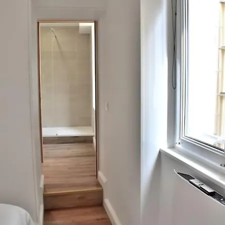 Hyper Centre - Elegant Appartement Au Pied Des Restaurants Et Boutiques Caen Exterior photo